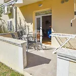 Apartament Flora *