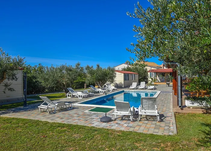 Apartament Flora Pakoštane